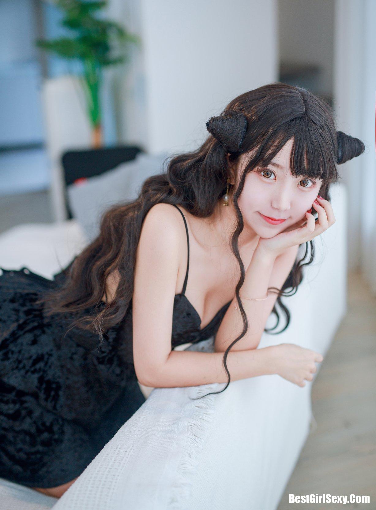 Coser@黑川 Vol.006 小恶魔黑裙子