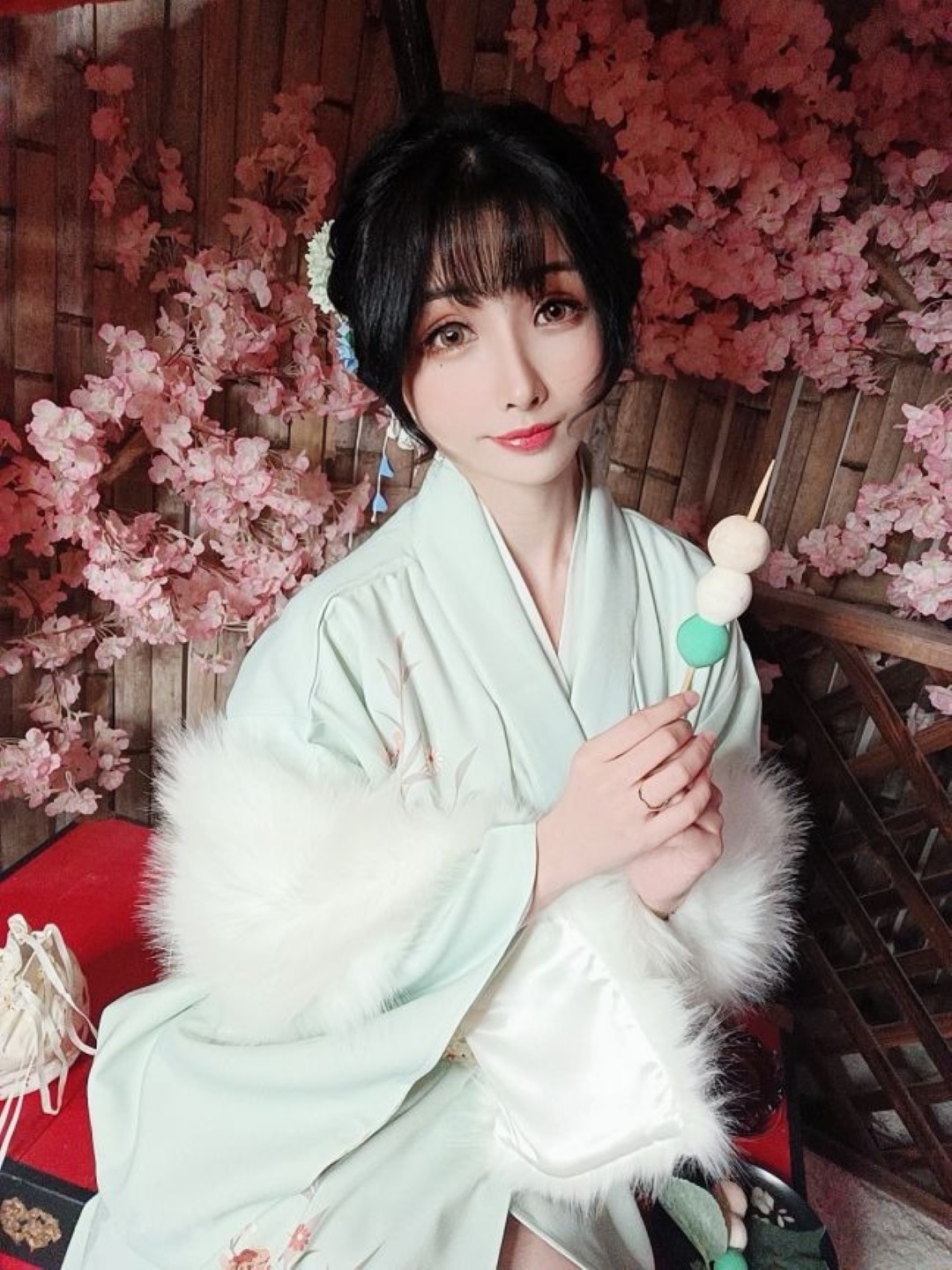 凉凉子温泉旅行 [31P]