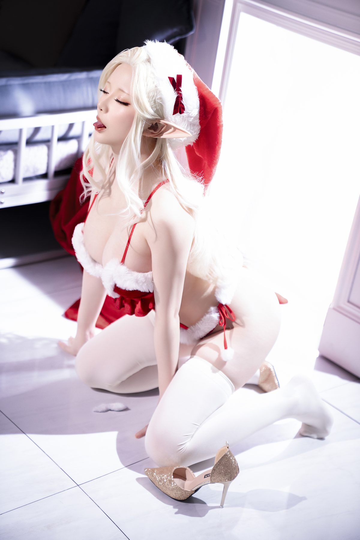 Coser@星之迟迟Hoshilily – 圣诞精灵篇B 圣诞老人 Part1