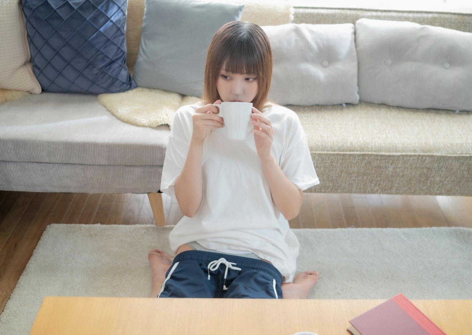 スカート を約100回めくれる本 vol.24 有川紗雪 [161P]