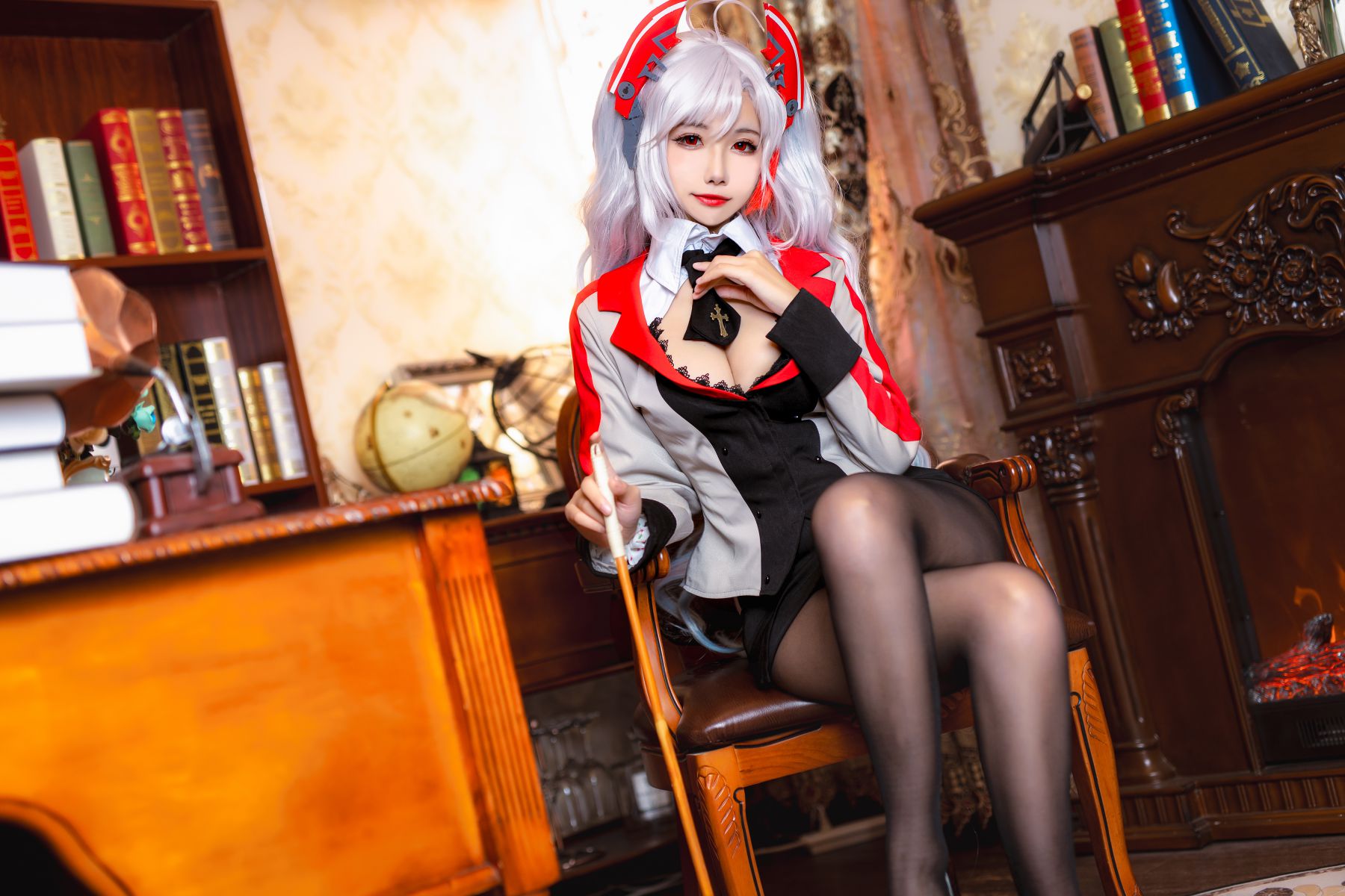 Coser@Momoko葵葵 教师