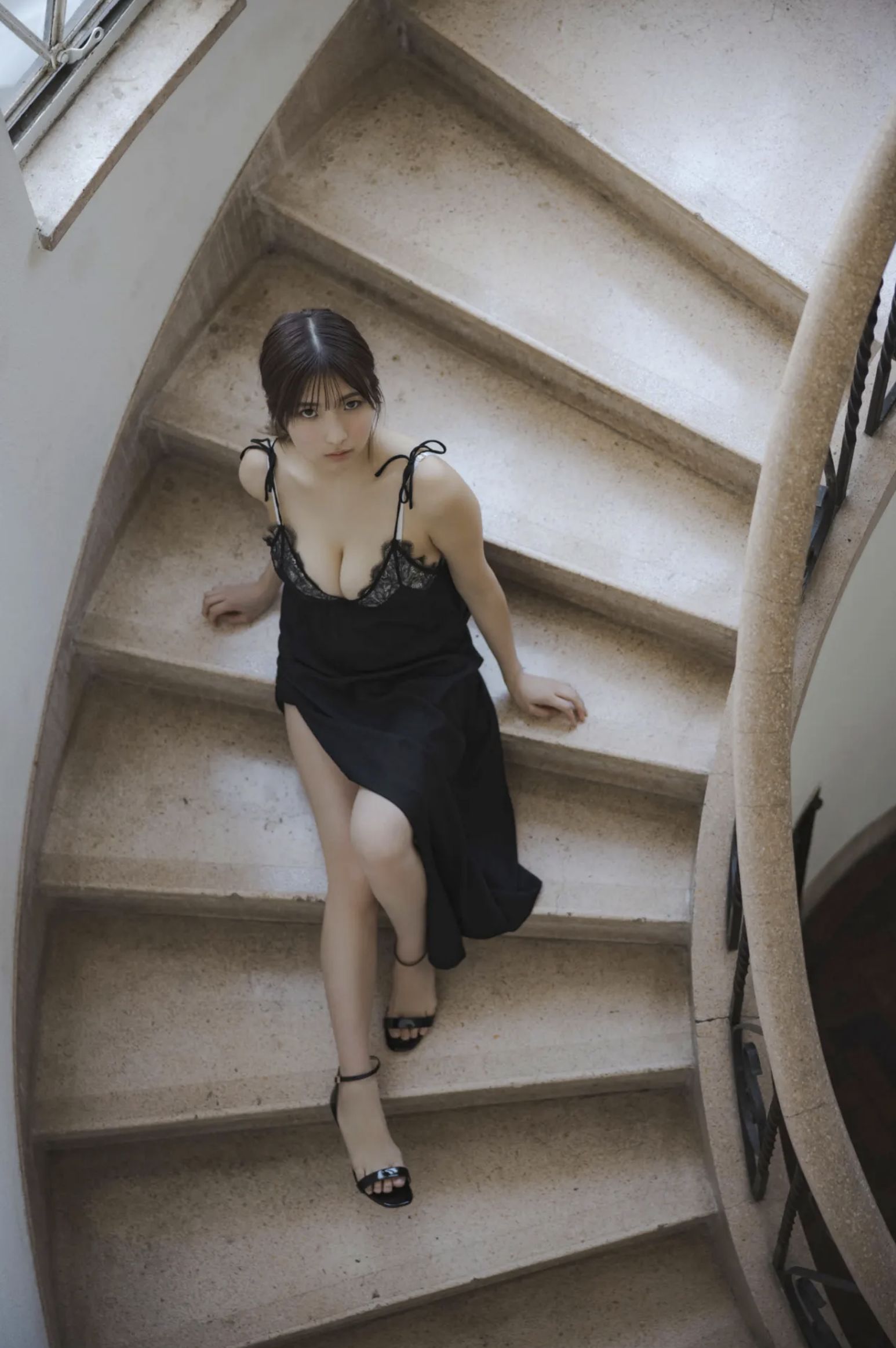 三田悠贵 あふれだす [20P]
