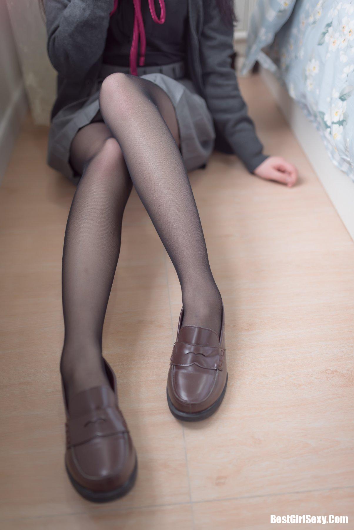 Coser@雪琪SAMA Vol.007 JK纯腿黑丝