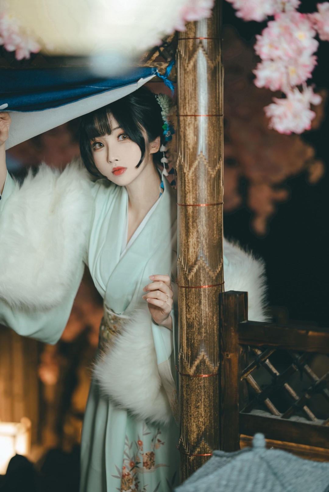 凉凉子温泉旅行 [31P]