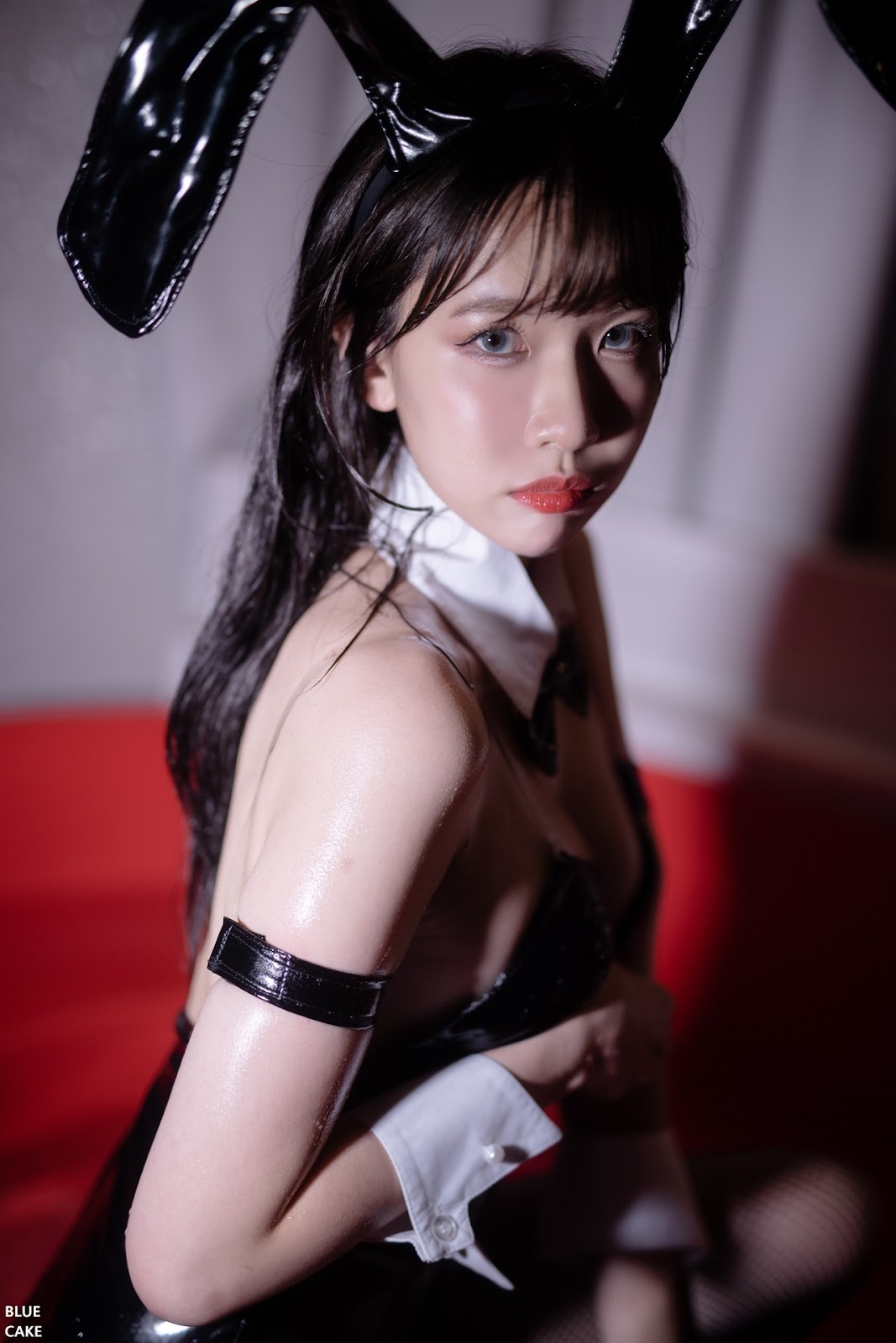 Lee Ahrin 이아린, [BLUECAKE] WHITE & BLACK BUNNY Set.02 [78P]