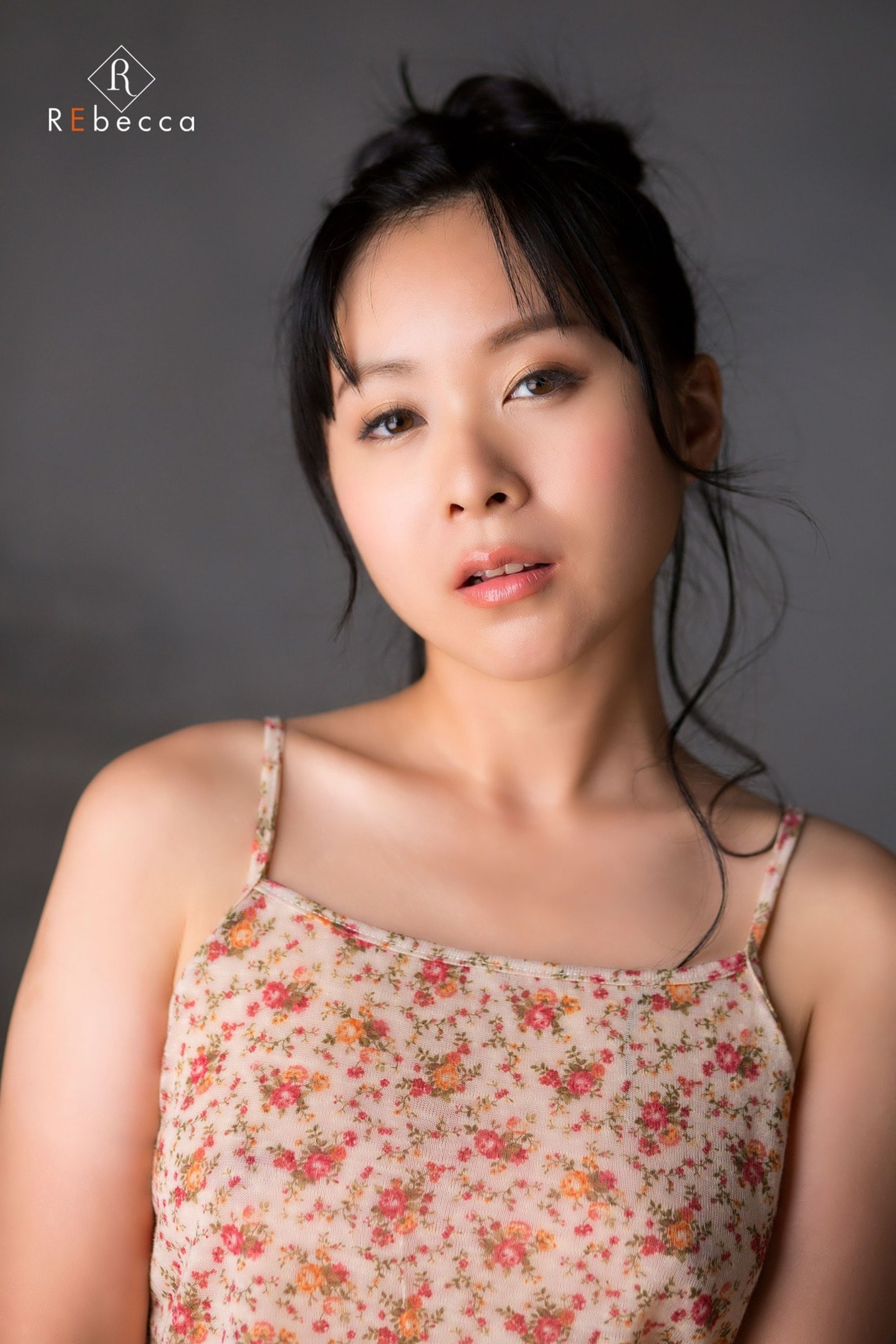 [Photobook] 初裸 virgin nude 101 桜月みお [100P]