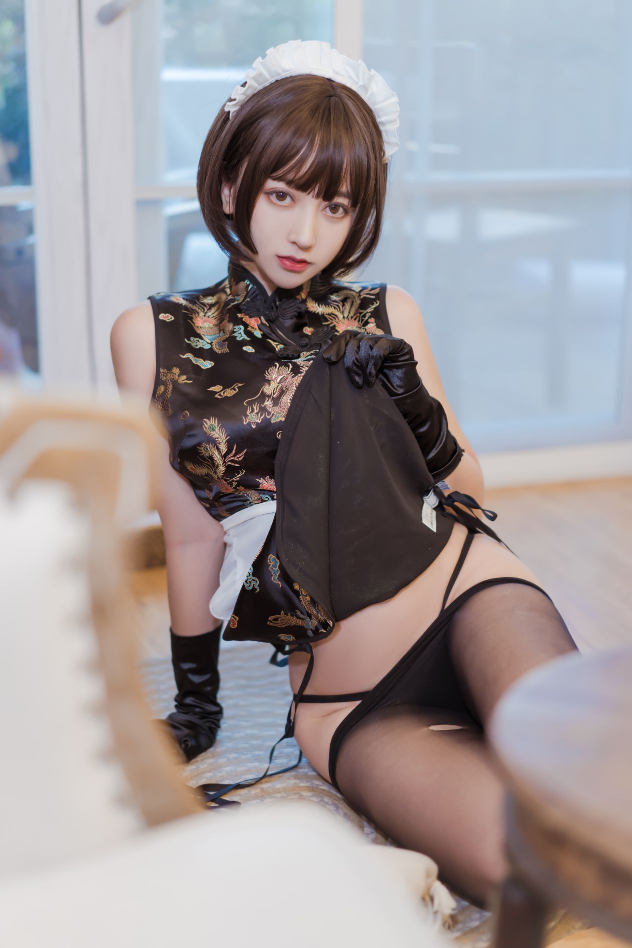 Coser@过期米线线喵 黑丝旗袍