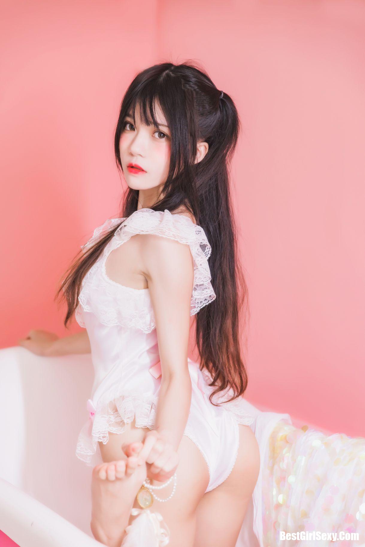 Coser@桜桃喵 Vol.016 冬眠2018系列-粉色浴缸