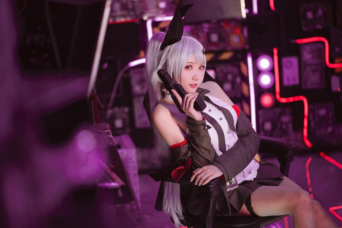 Coser@瓜希酱 – 少女前线 FN-57 Five-seveN Part 3