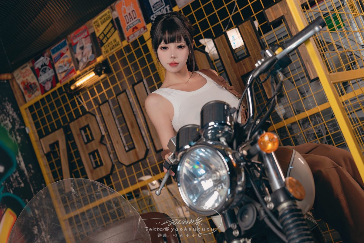 Coser@黏黏团子兔 – 机车修理工 Shake it