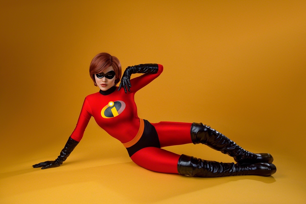 Kalinka Fox – Elastigirl [45P]