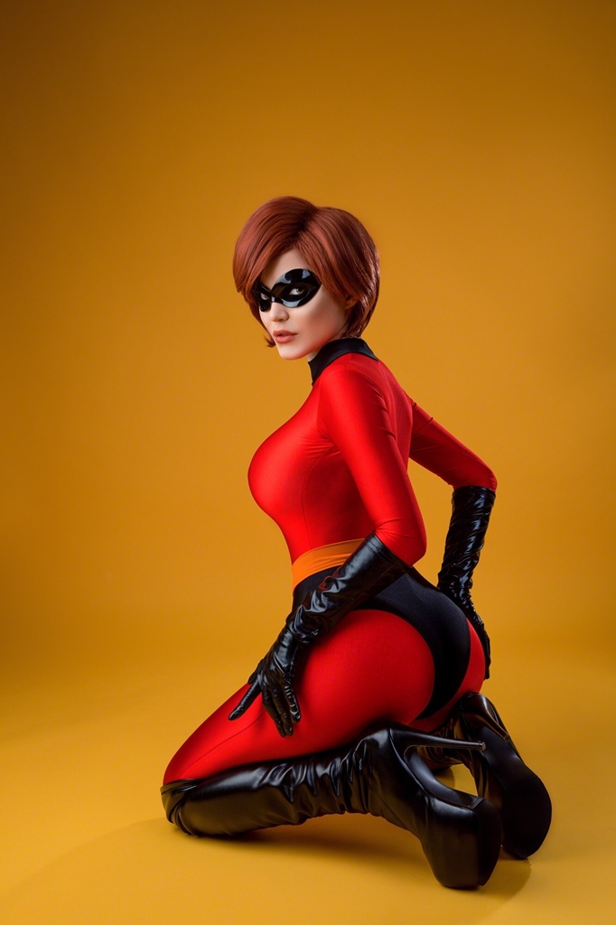 Kalinka Fox – Elastigirl [45P]