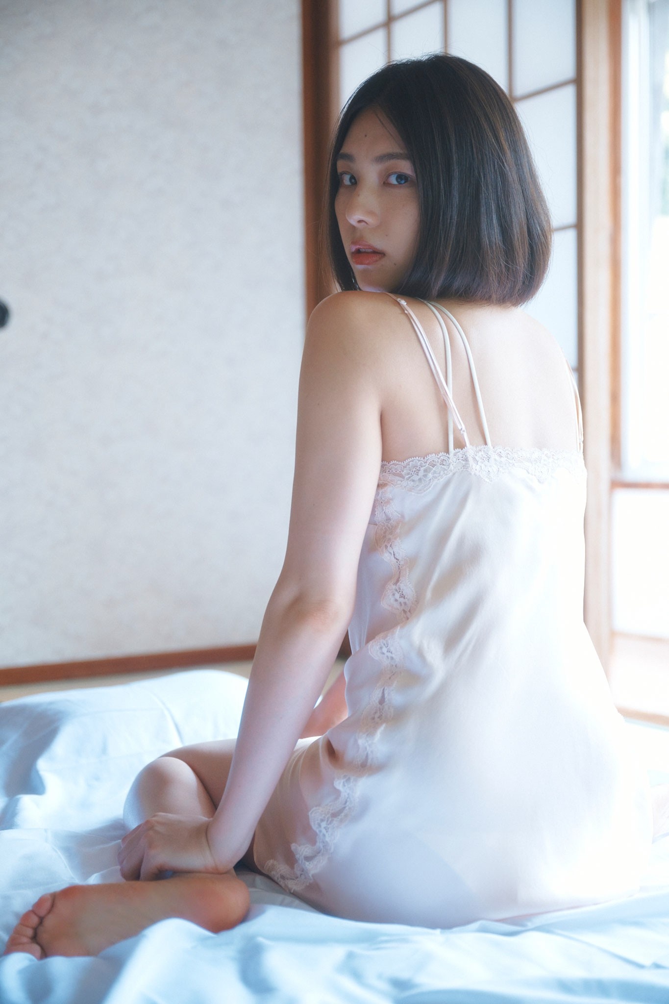 Iori Sagara 相楽伊織, SPA!デジタル写真集 「魅惑の曲線美」 Set.02 [47P]