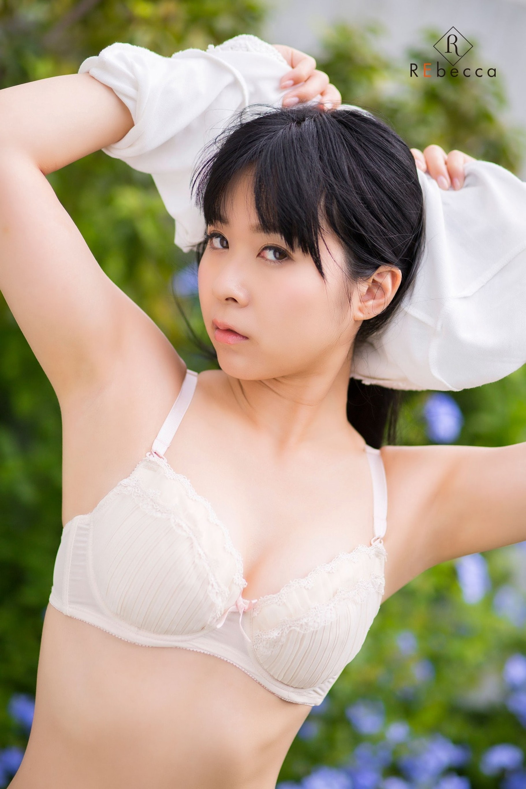 [Photobook] 初裸 virgin nude 101 桜月みお [100P]