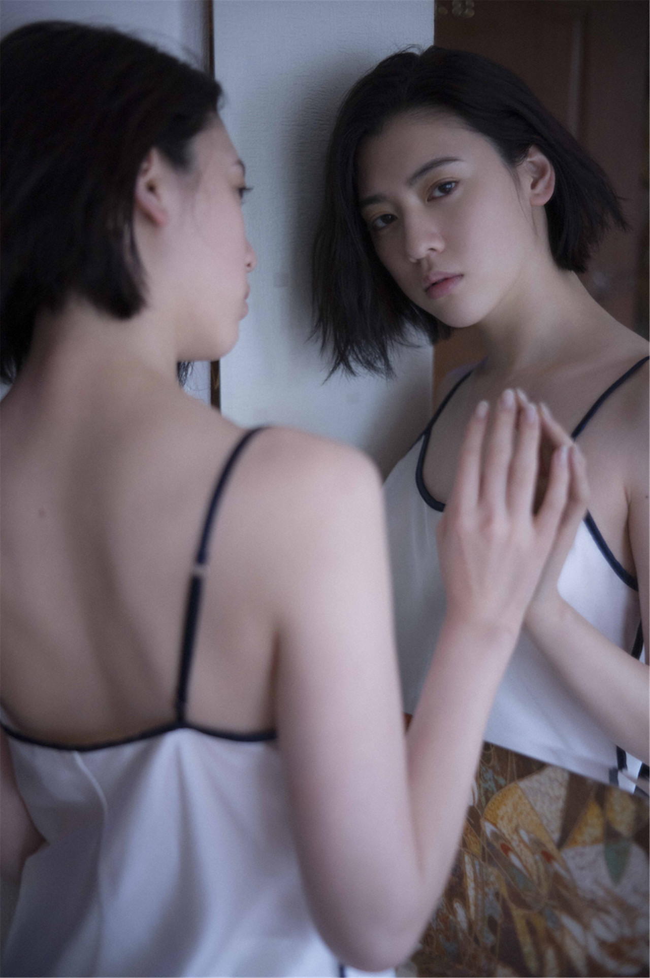 Ayaka Miyoshi 三吉彩花, デジタル写真集 「空をこえて」 Set.01 [32P]