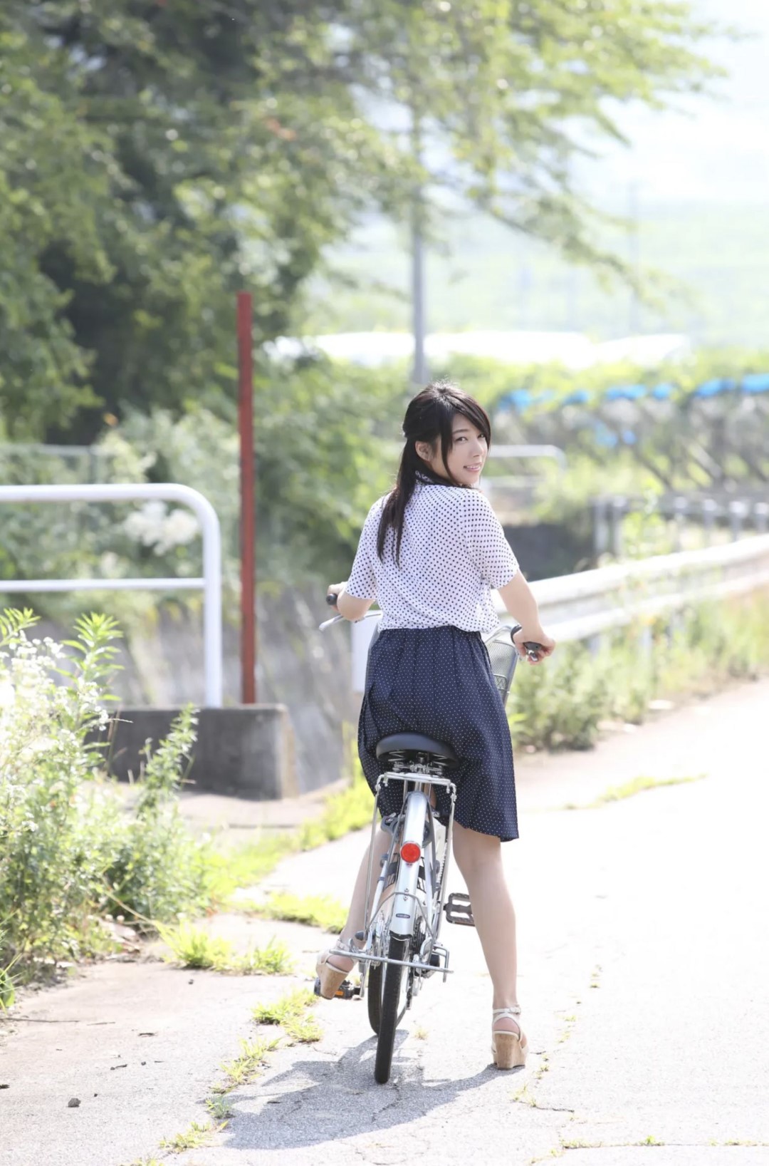 佐藤夢 癒やしのミューズ vol.2 [53P]