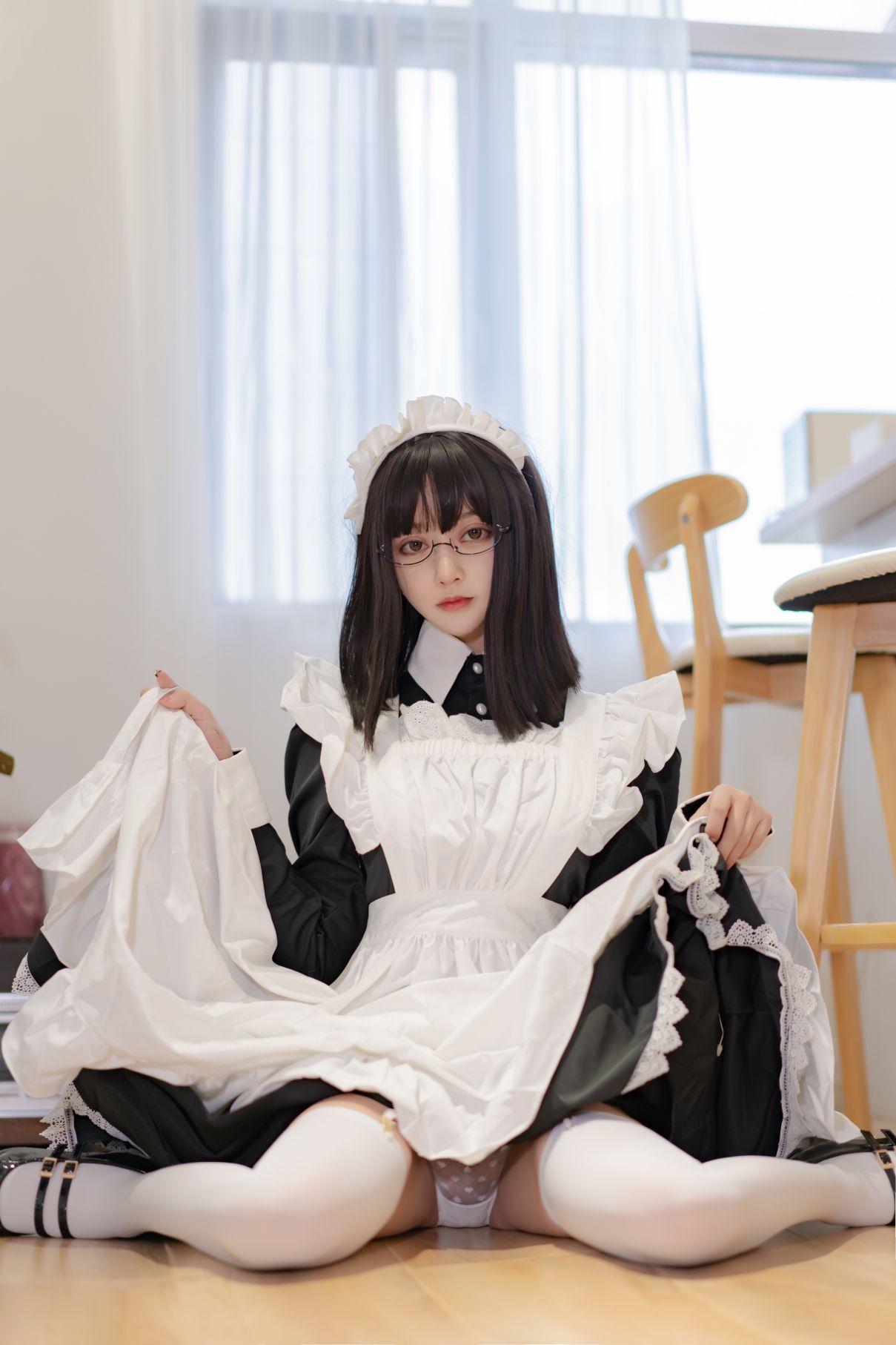 Coser@过期米线线喵 女仆长