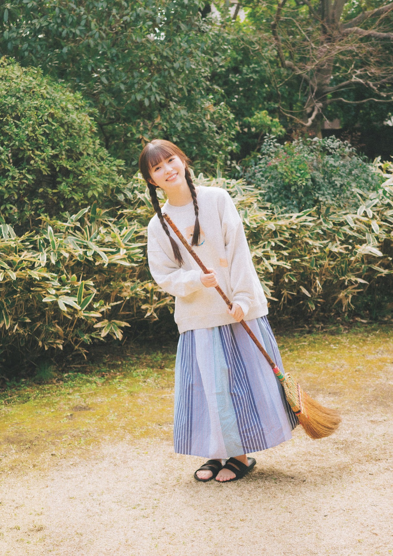 Aya Ogawa 小川彩, Weekly Playboy 2024 No.17 (週刊プレイボーイ 2024年17号) 14 Aya Ogawa 小川彩, Weekly Playboy 2024 No.17 (週刊プレイボーイ 2024年17号)