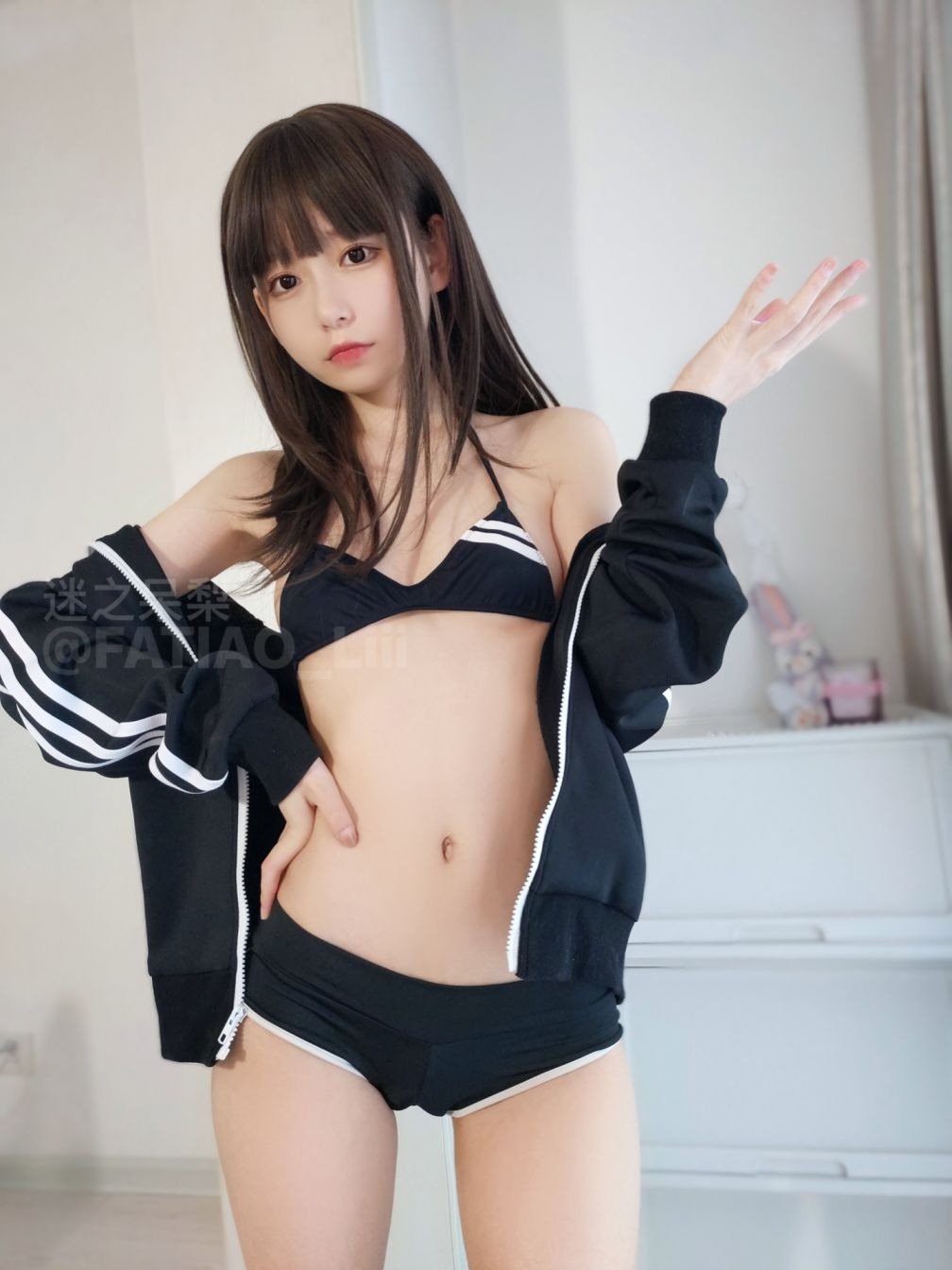スポーツウェア_ [24P]