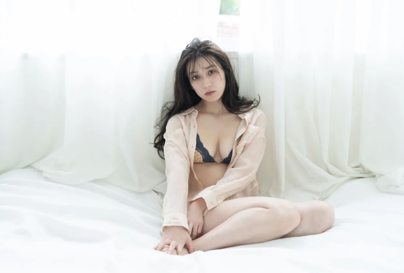 佐藤あいり 『艶めく素肌 vol.1』 [60P]