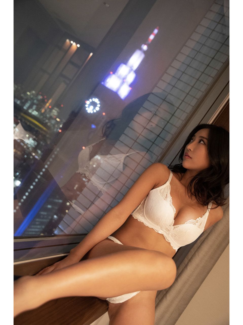 水川スミレ オフィシャルグラビア写真集 愛に溺れる 深愛 [42P]