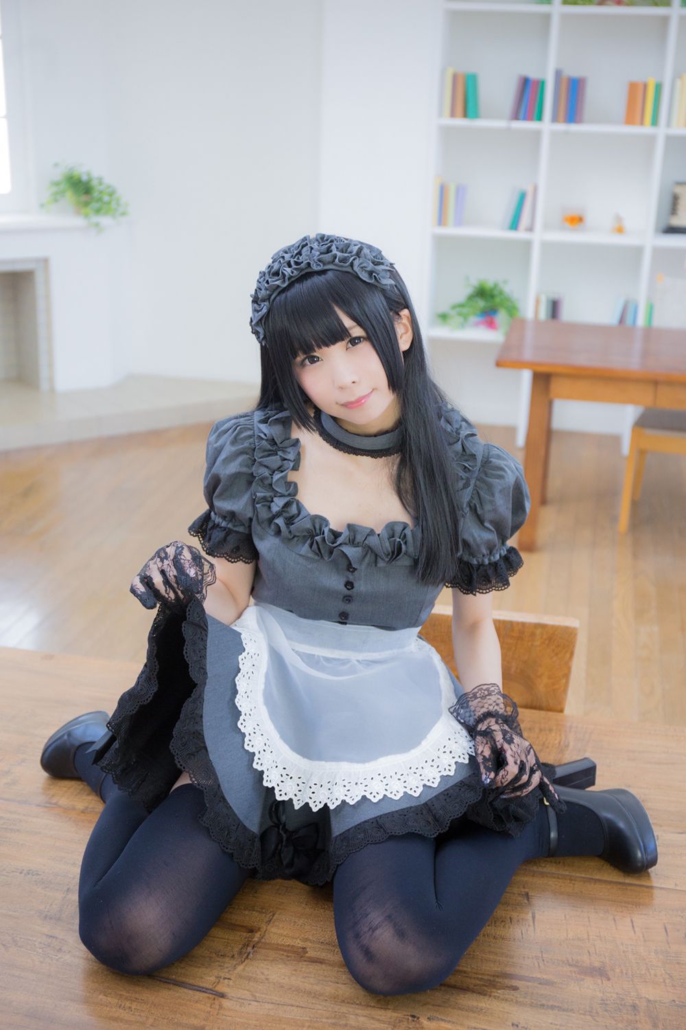 Coser@Akira Gray Maid Doll Part 3