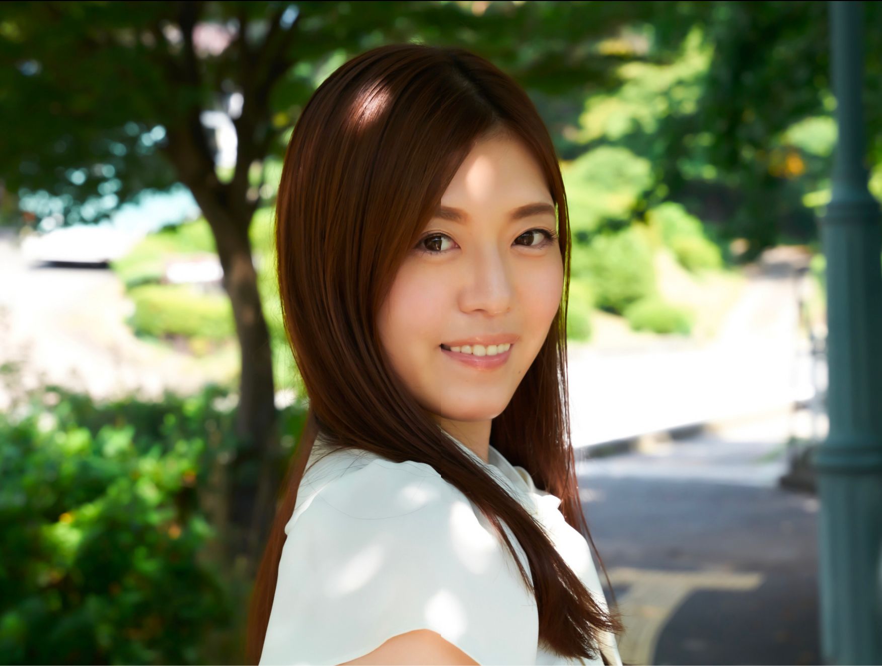 七瀬いおり オフィシャルグラビア写真集 こう見えて私、脱いだらスゴいんです [60P]