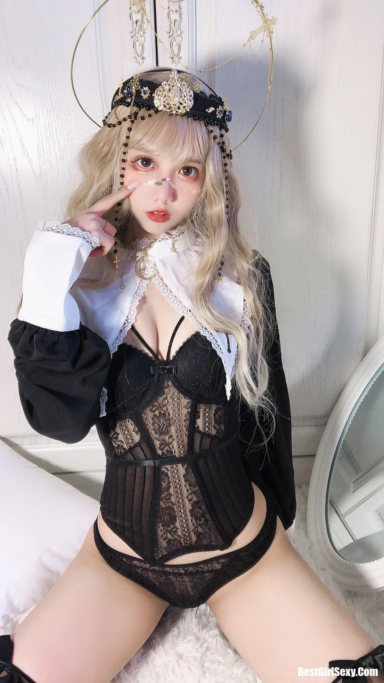 Coser@果咩酱w Vol.013 叛逆修女