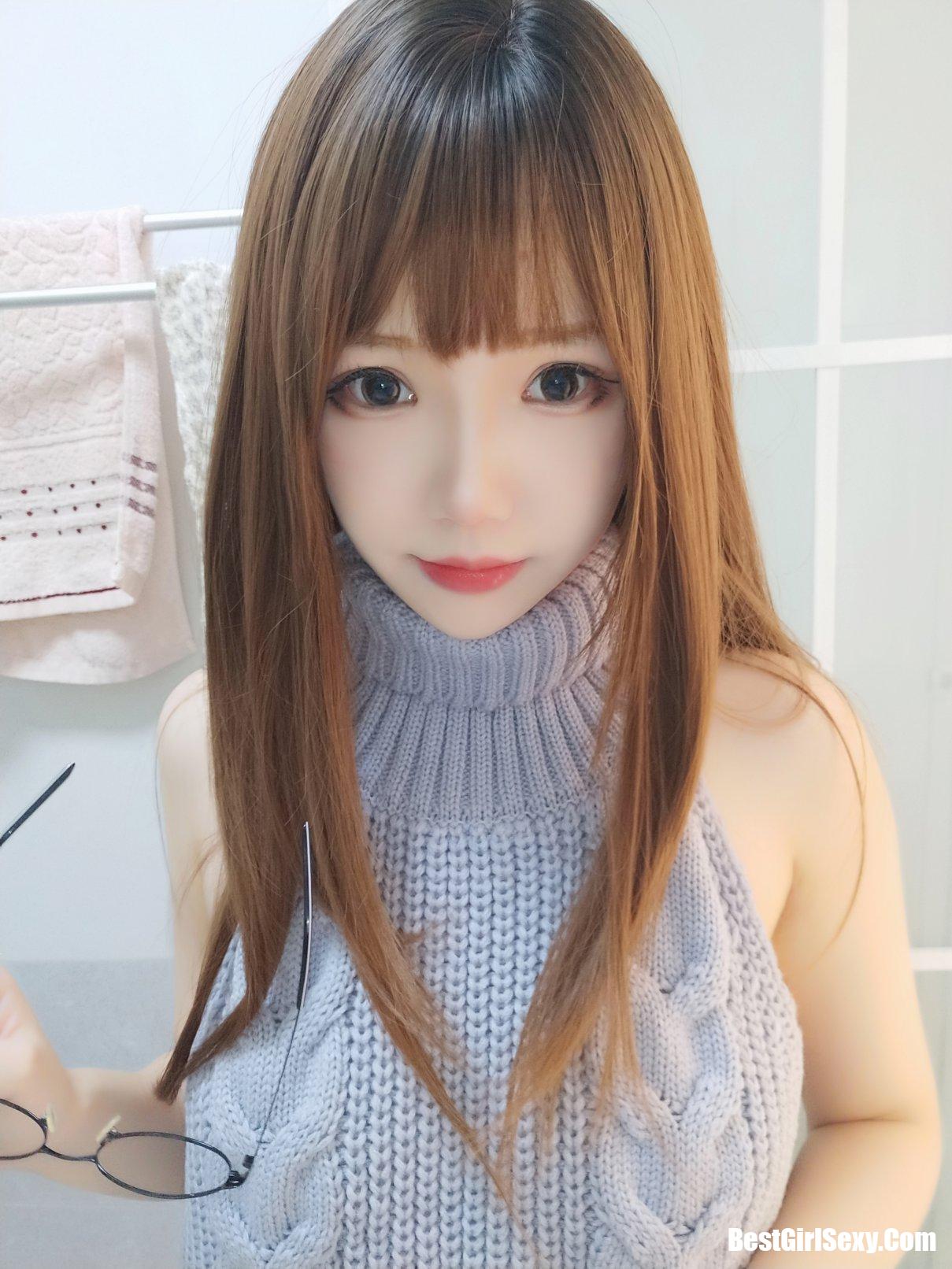 Coser@雪晴Astra Vol.021 黑丝漏背毛衣