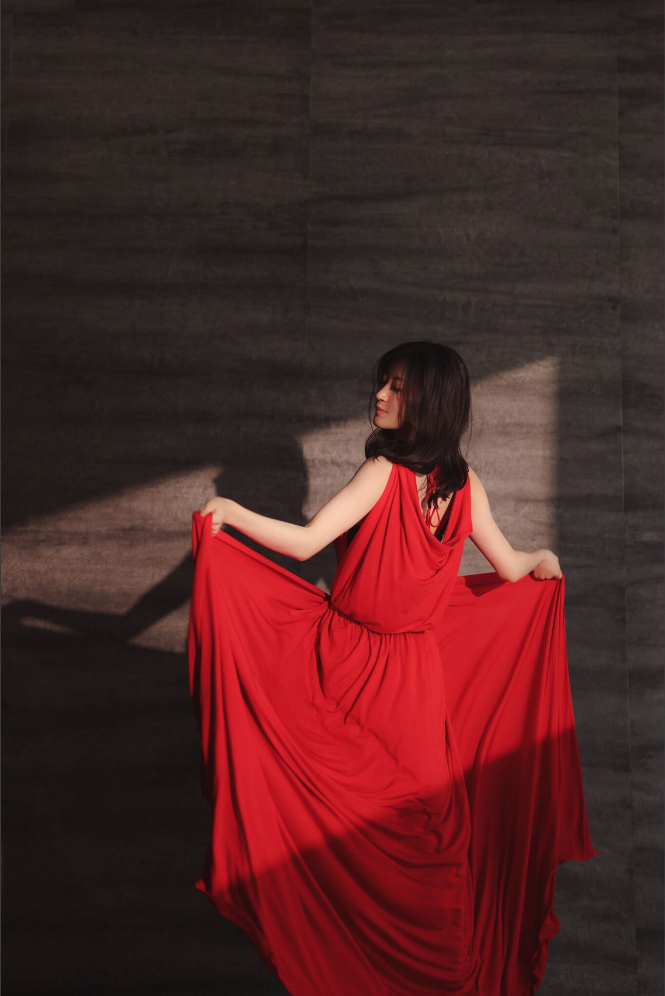 上西恵 「EDGE OF K」写真集 [74P]