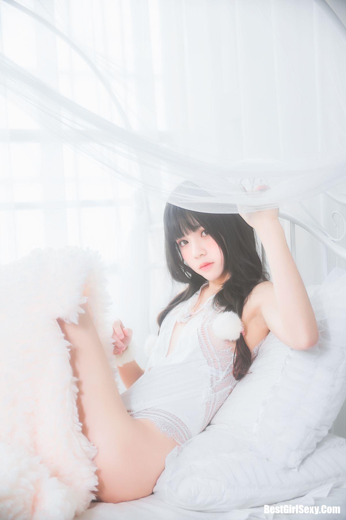 Coser@桜桃喵 Vol.014 冬眠2018系列-纯白私房