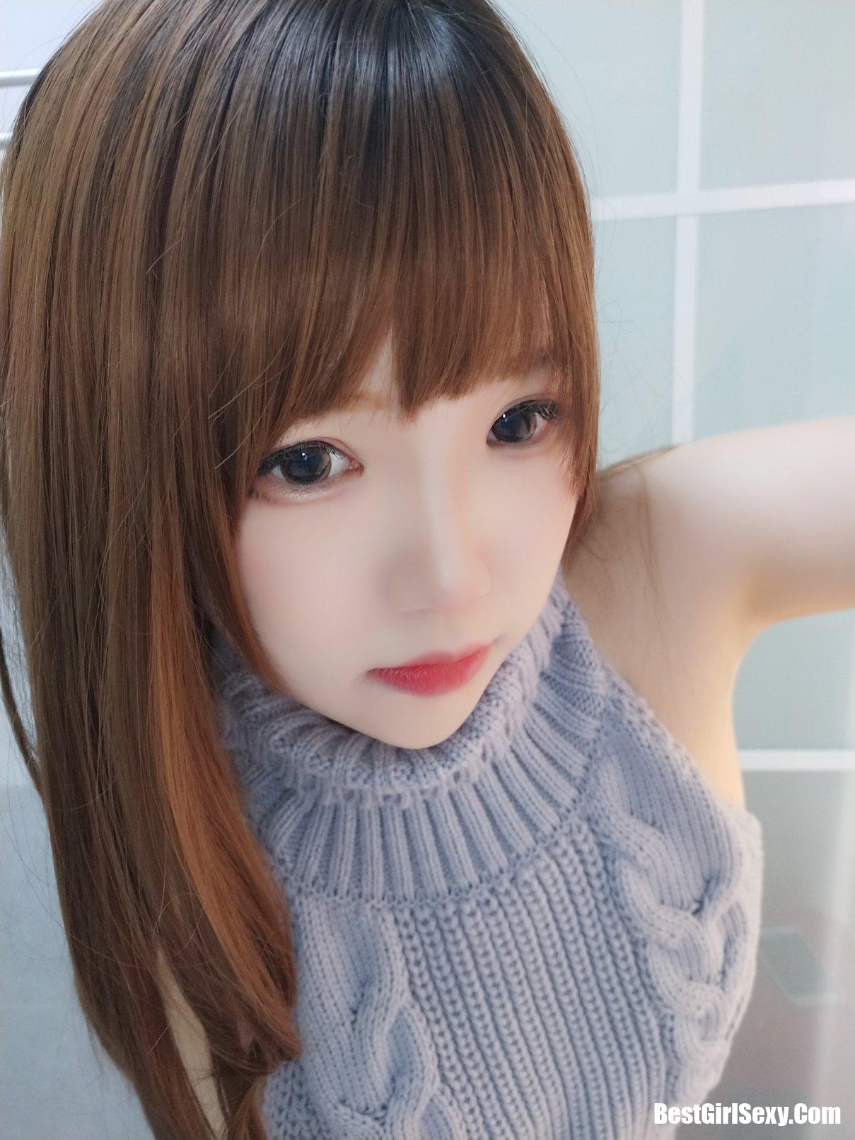 Coser@雪晴Astra Vol.021 黑丝漏背毛衣