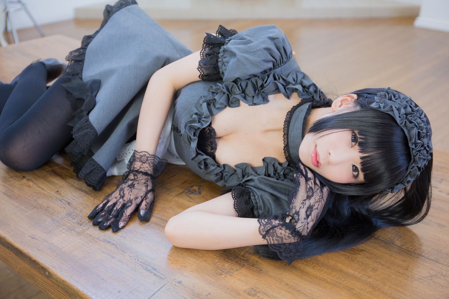 Coser@Akira Gray Maid Doll