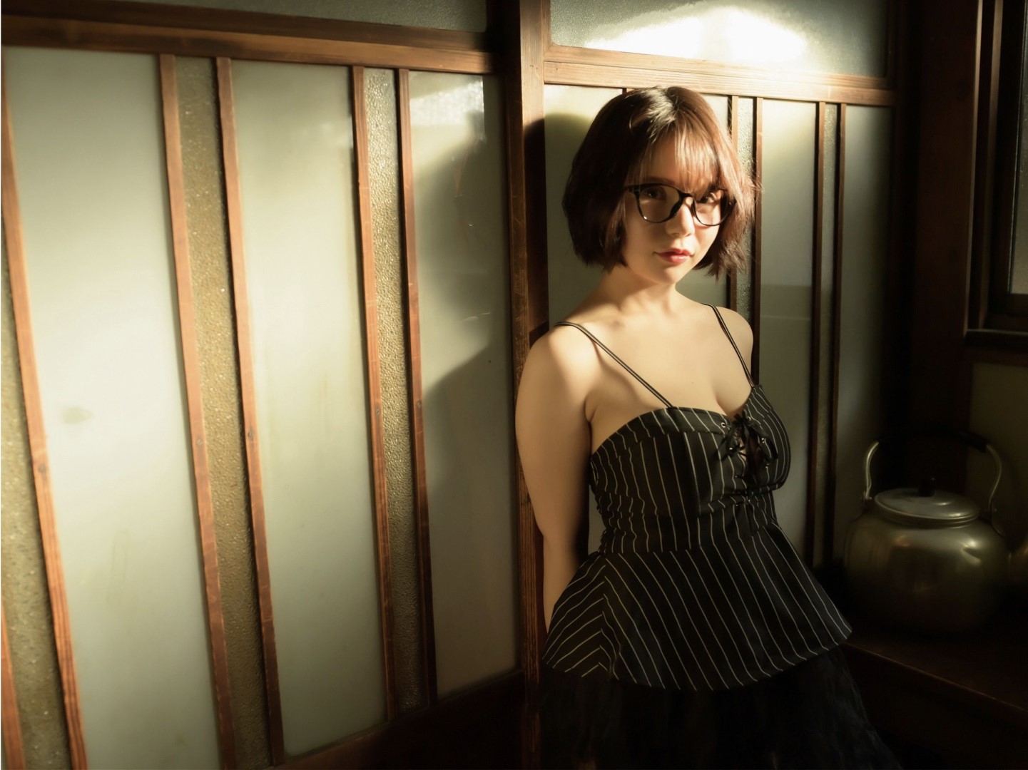 初愛ねんね グラビア写真集 眼差 [35P]