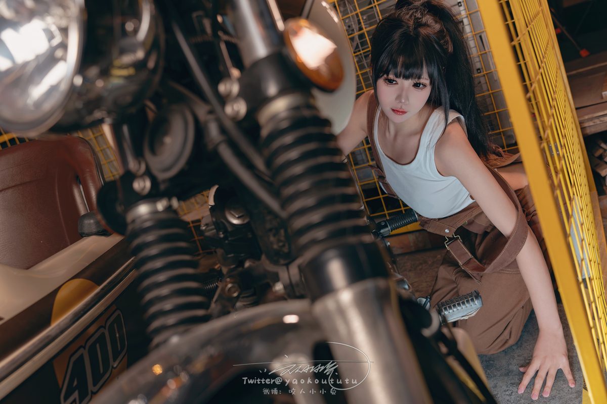 Coser@黏黏团子兔 – 机车修理工 Shake it