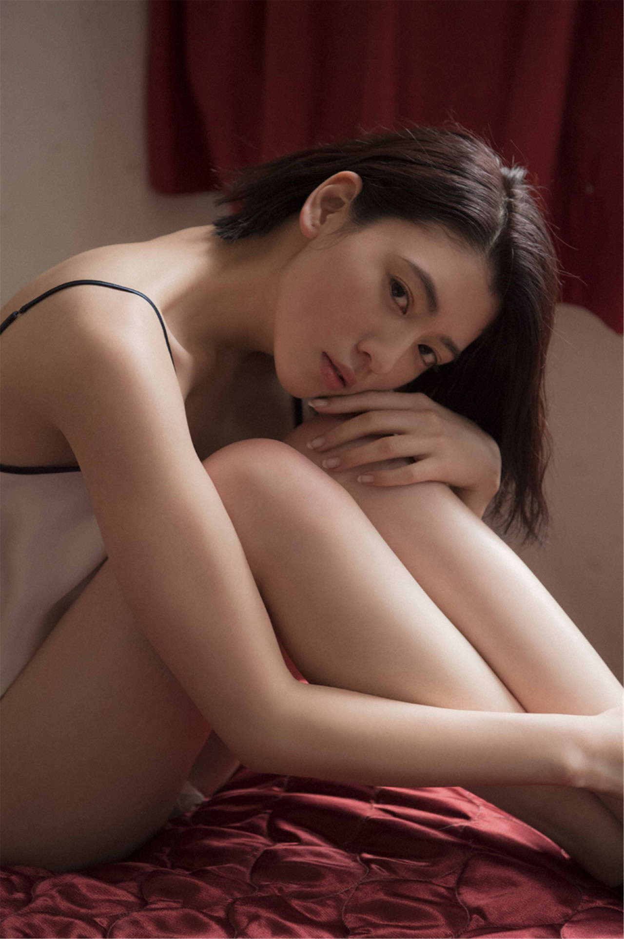 Ayaka Miyoshi 三吉彩花, デジタル写真集 「空をこえて」 Set.01 [32P]