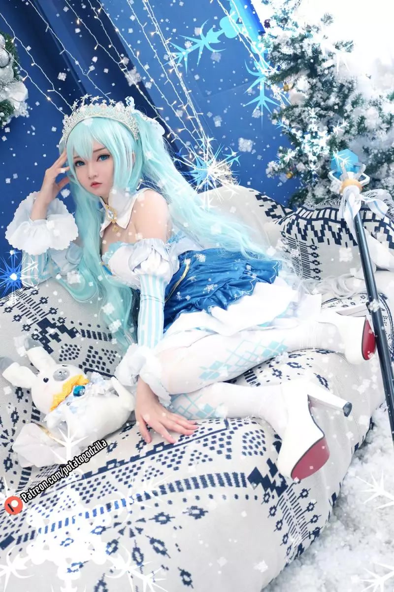 Potato Godzilla - Snow Miku 3 [41P]