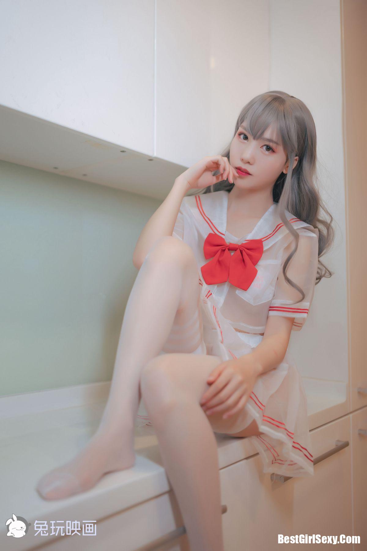 Coser@抖娘-利世 穿制服的小姐姐