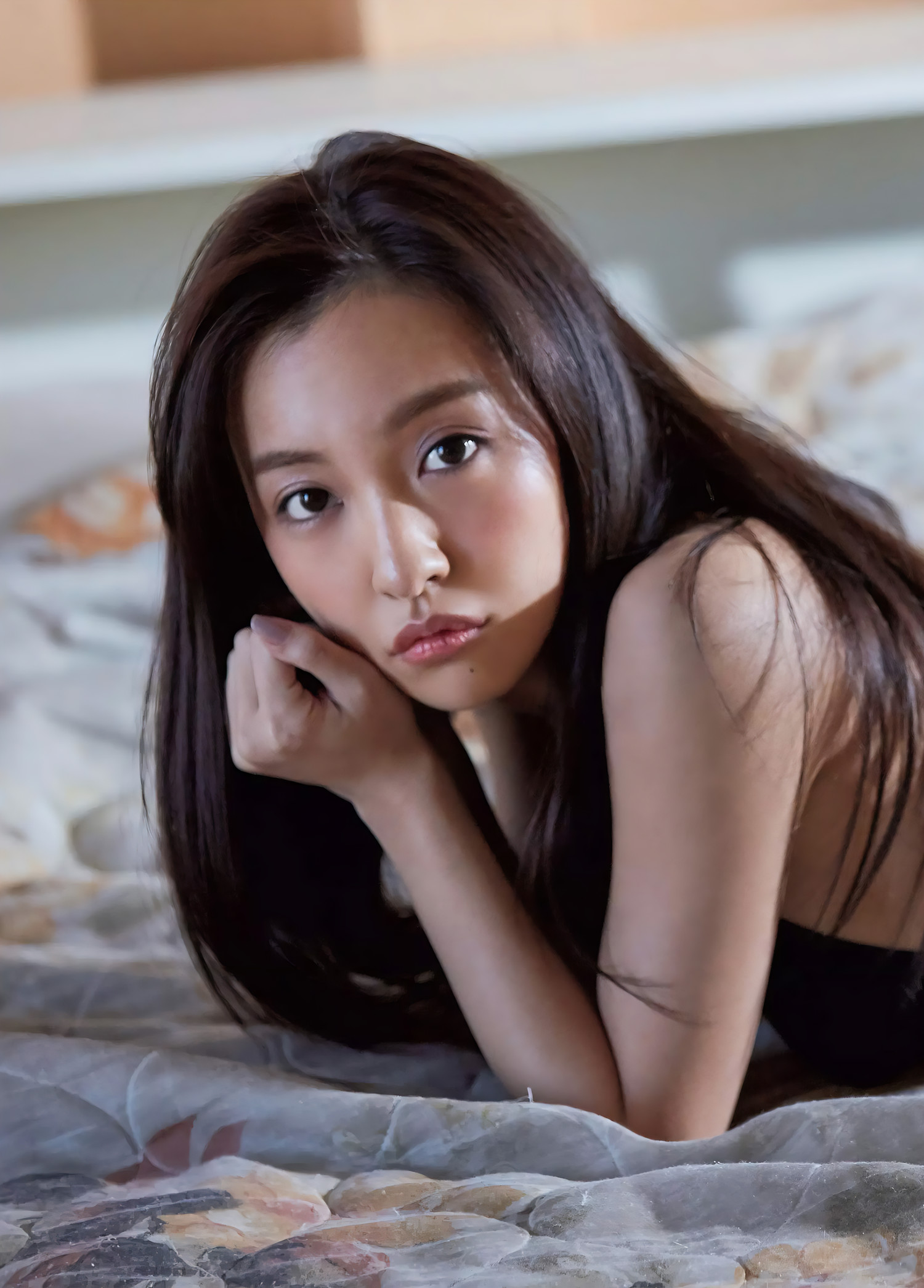 Tomomi Itano 板野友美, FLASH 2018.02.13 (フラッシュ 2018年2月13日号) [10P]