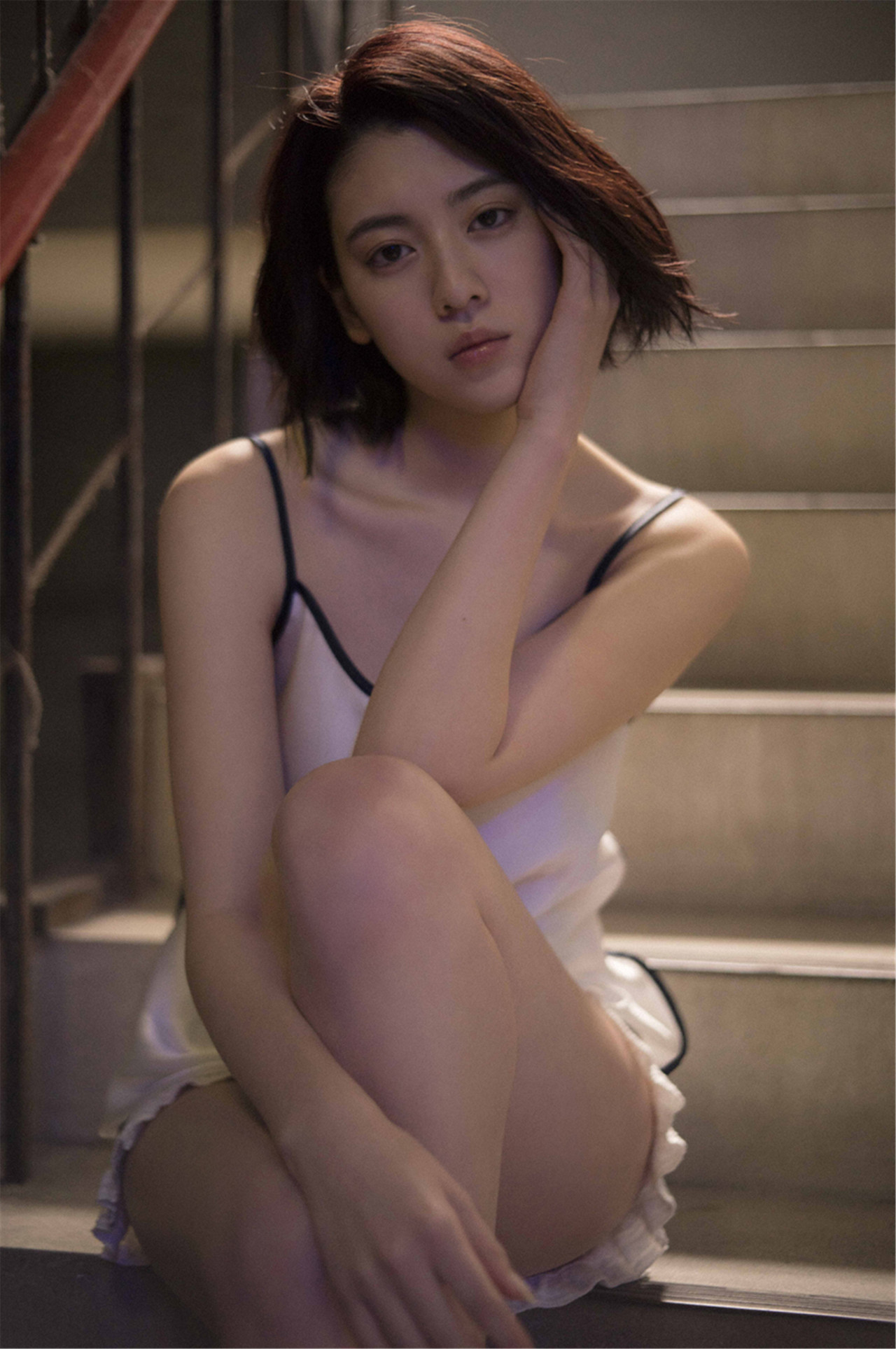 Ayaka Miyoshi 三吉彩花, デジタル写真集 「空をこえて」 Set.01 [32P]