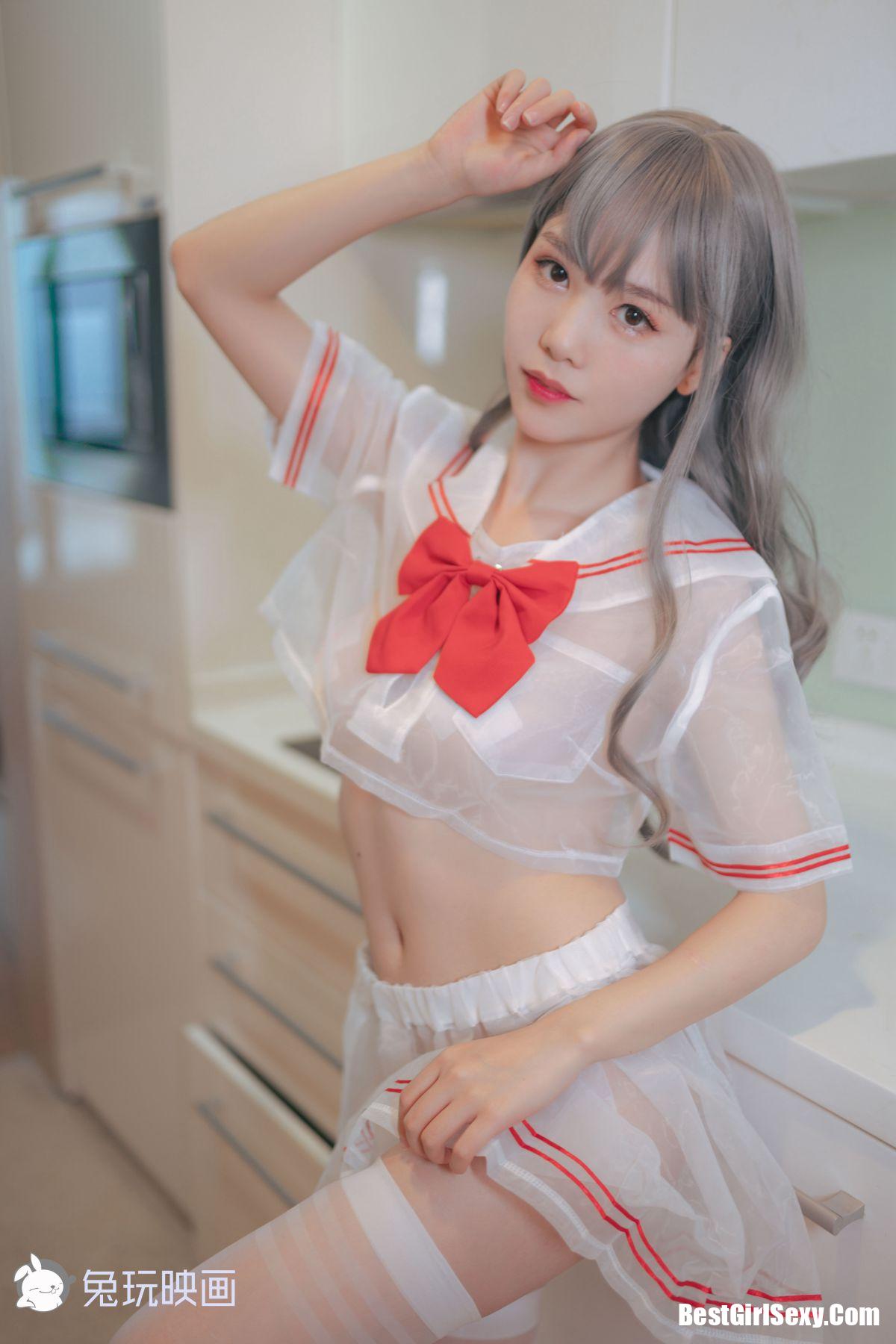 Coser@抖娘-利世 穿制服的小姐姐