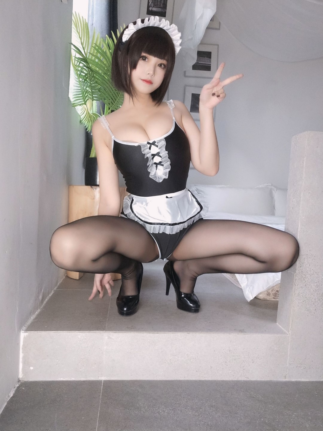 蜜汁猫裘 NO.054 女仆 [42P]