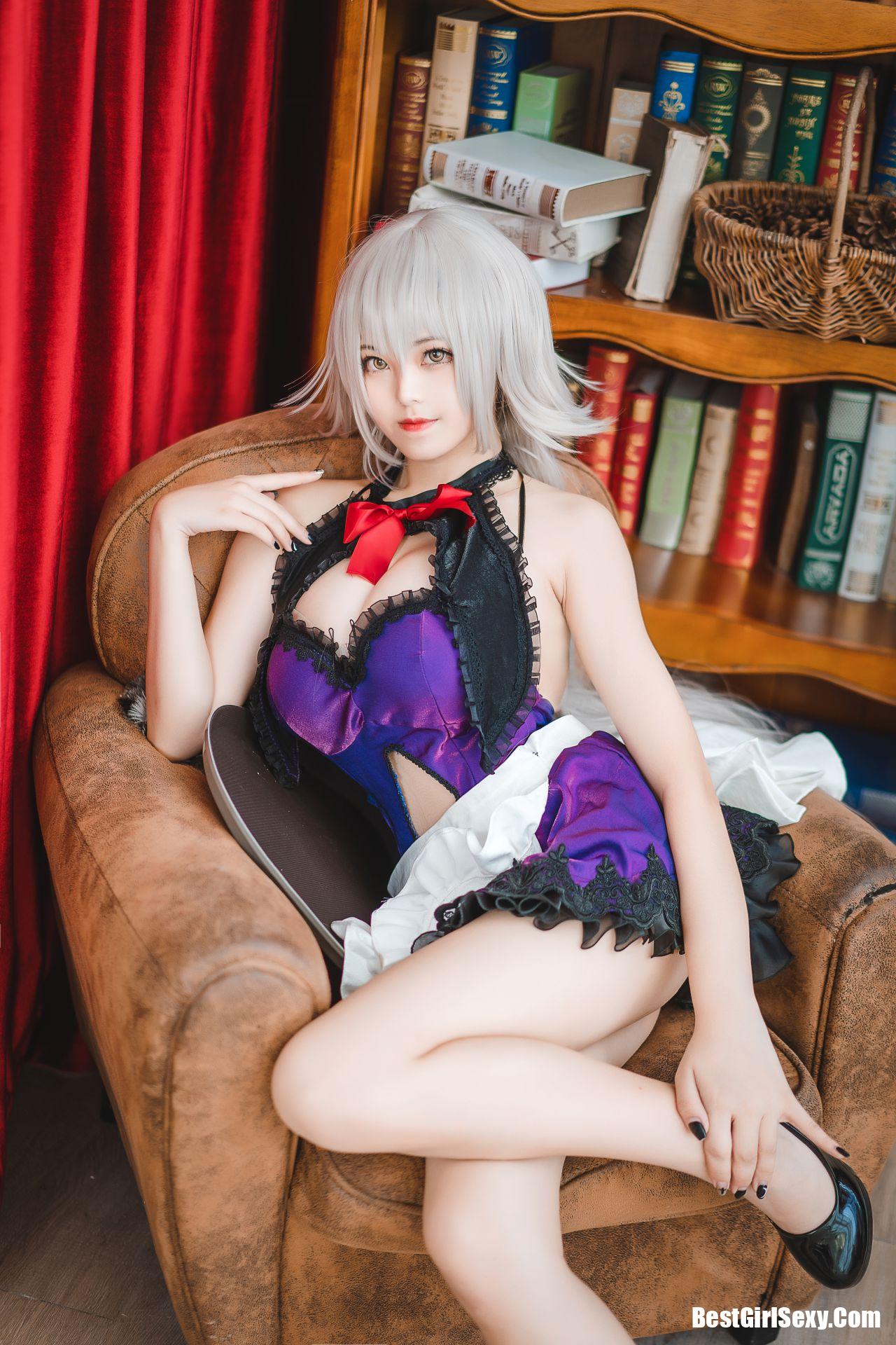 Coser@蜜汁猫裘 Vol.046 贞德女仆