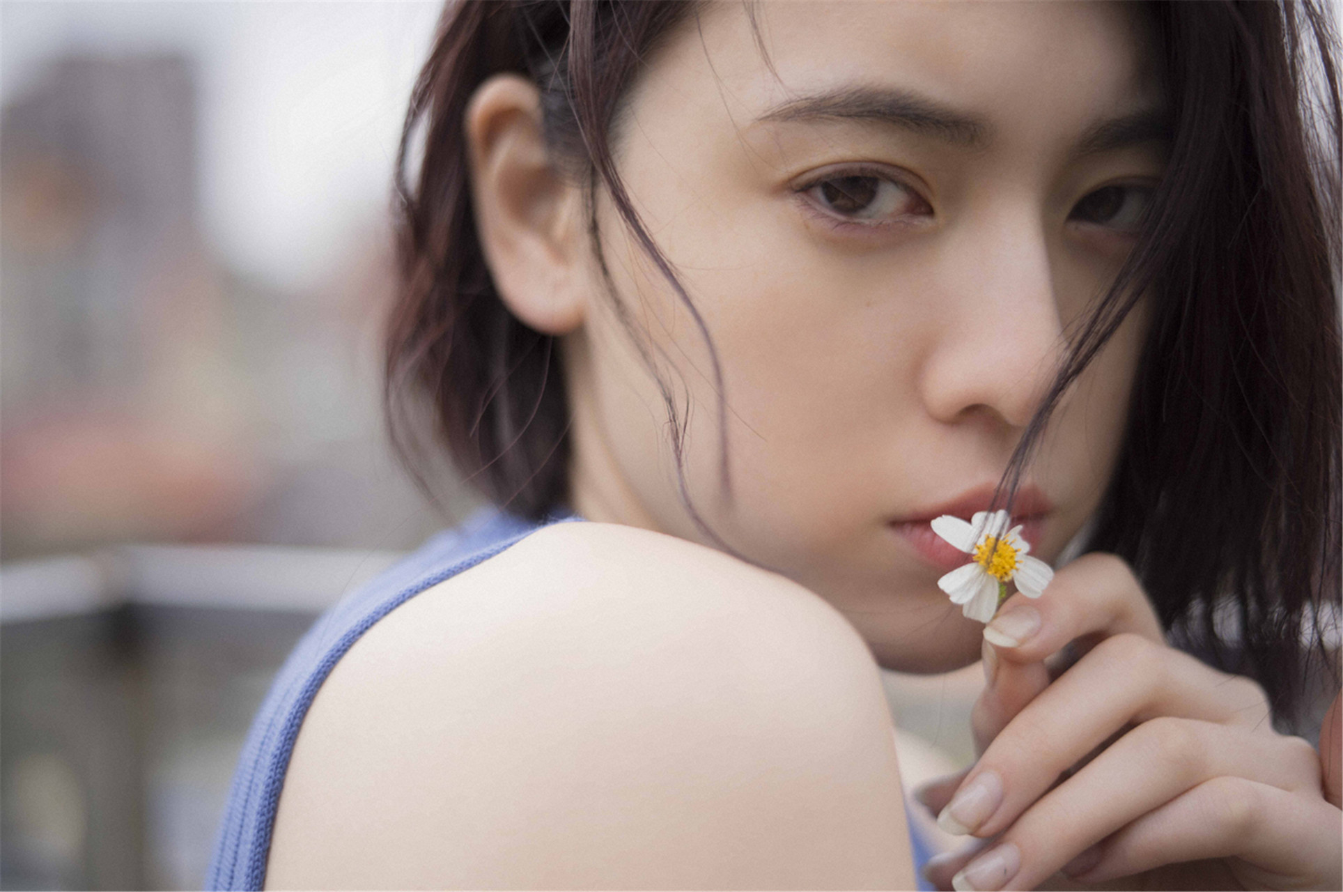 Ayaka Miyoshi 三吉彩花, デジタル写真集 「空をこえて」 Set.02 [35P]