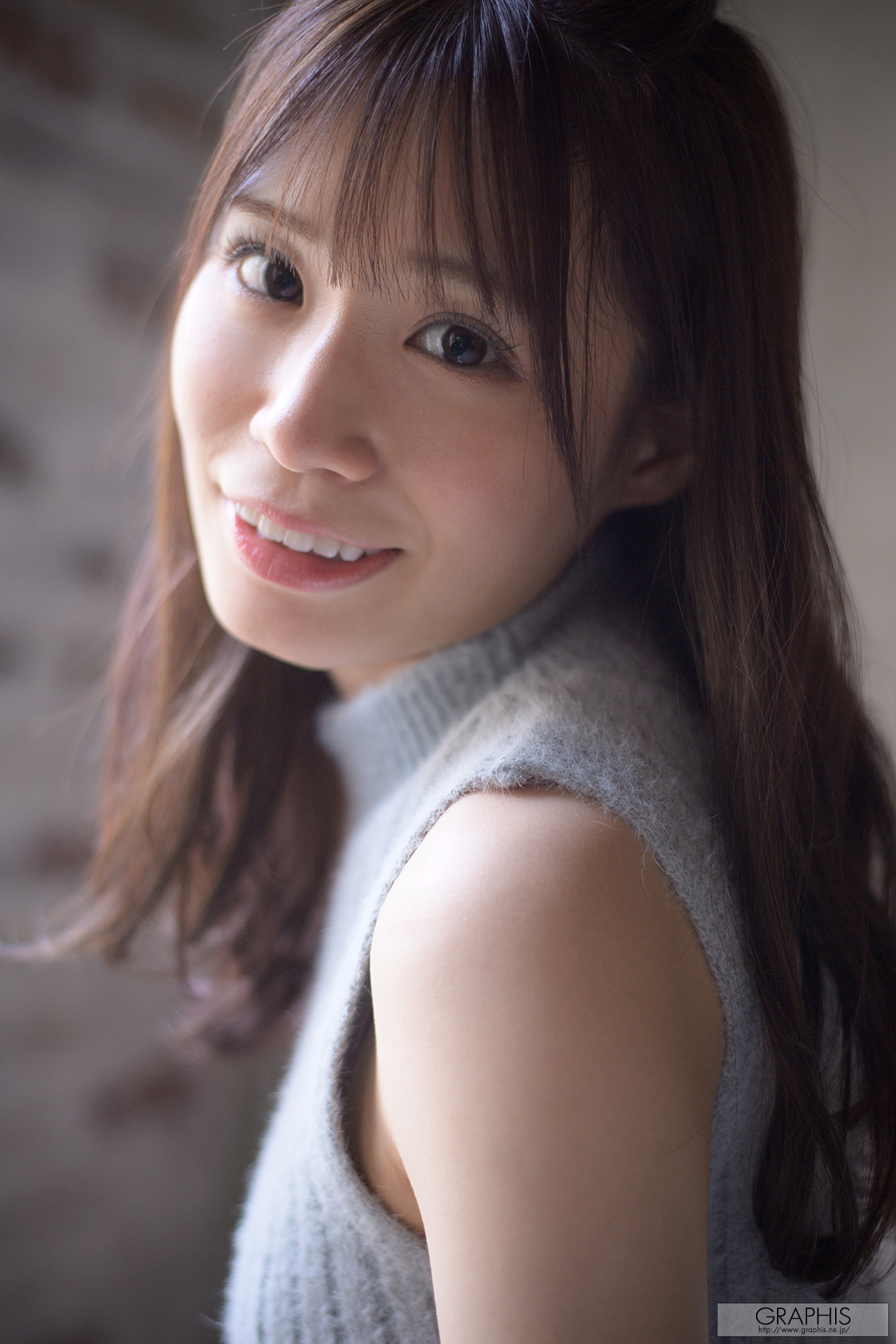 Nana Miho 未歩なな, [Graphis] Gals 「VIVACIOUS」 Vol.04 [31P]