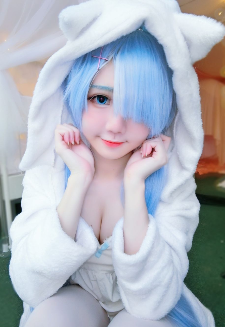 Sally Dorasnow - NO.22 Rem White Kitty [49P]