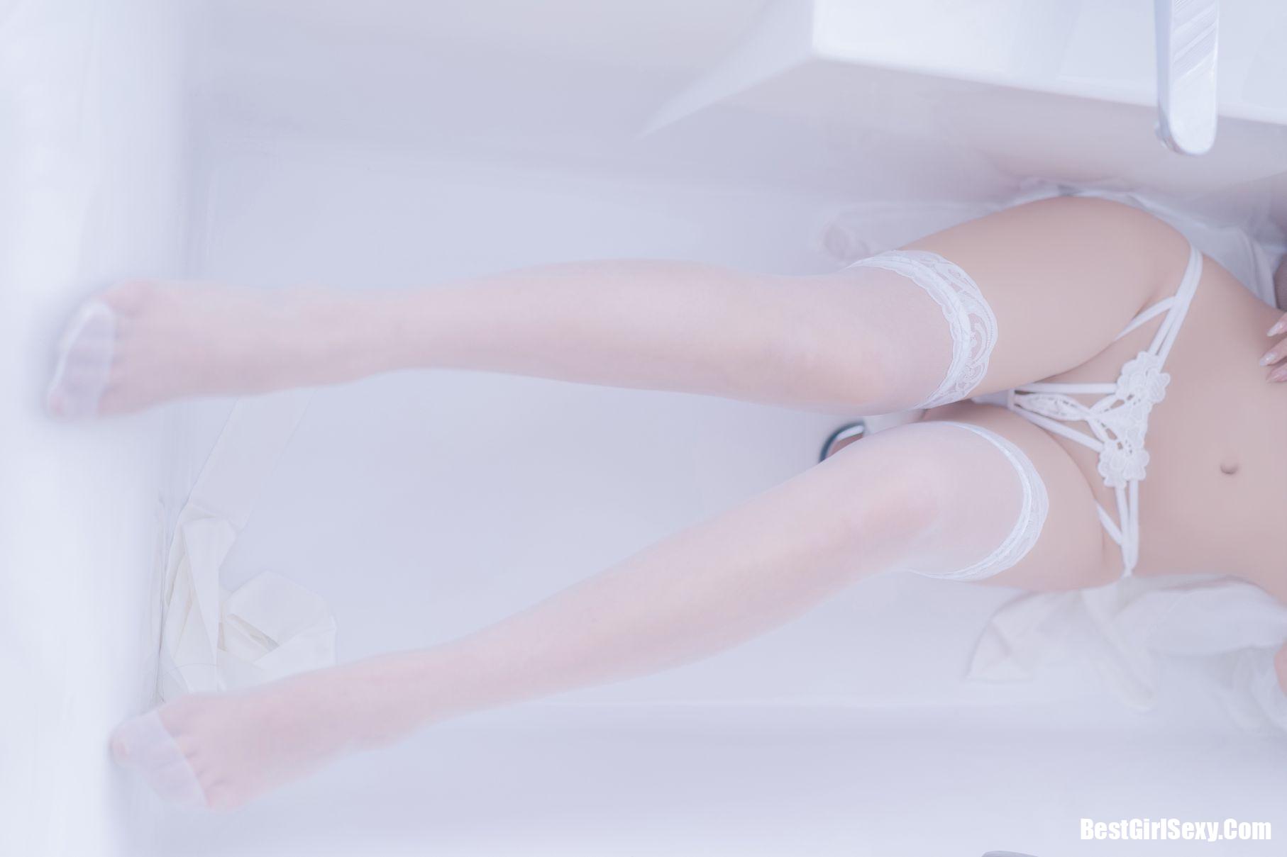 Coser@过期米线线喵 镂空内衣