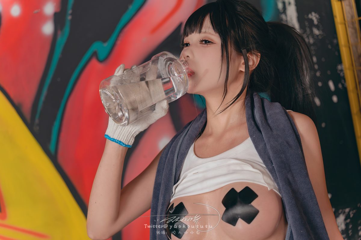 Coser@黏黏团子兔 – 机车修理工 Shake it