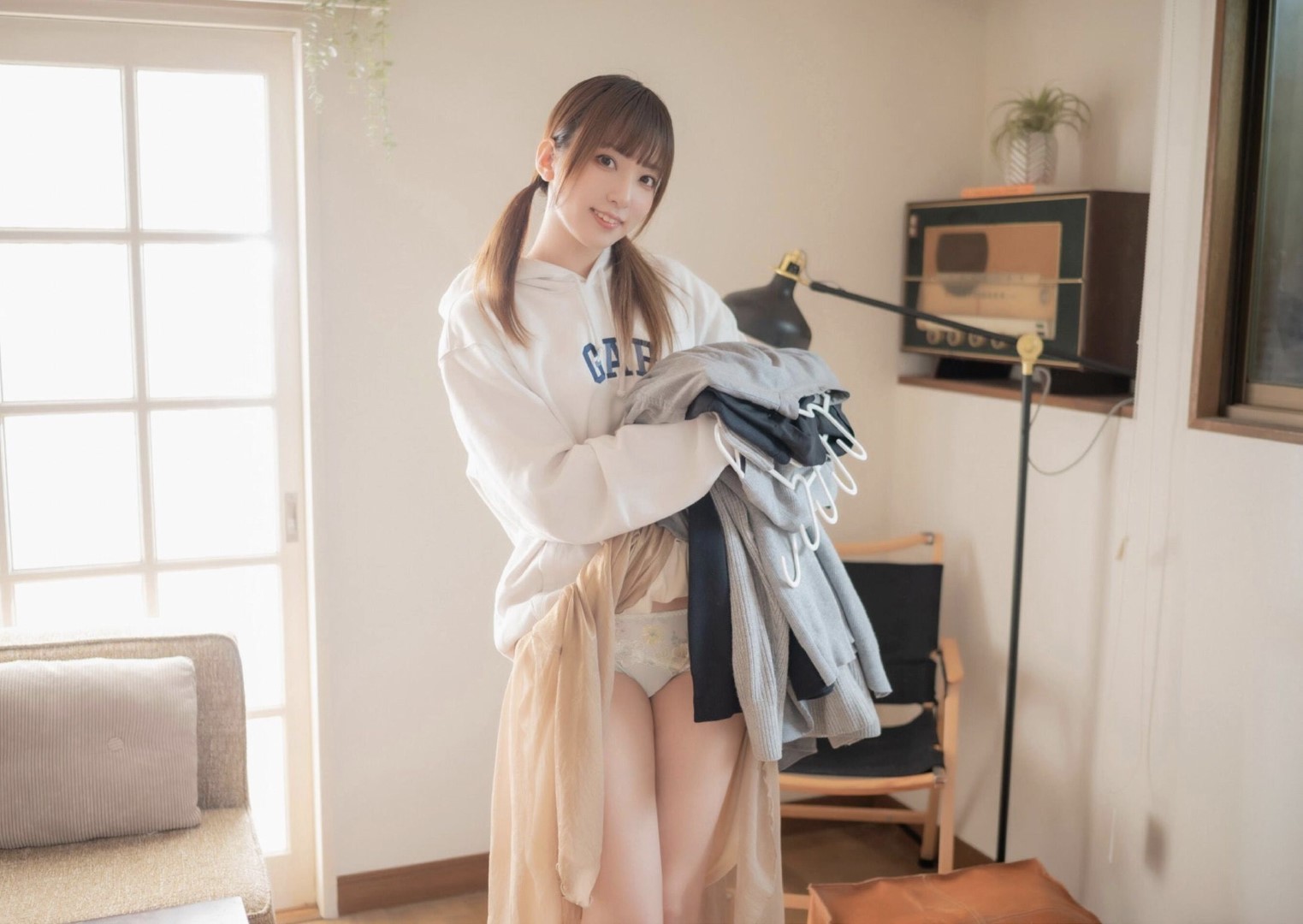 スカート を約100回めくれる本 vol.24 有川紗雪 [161P]