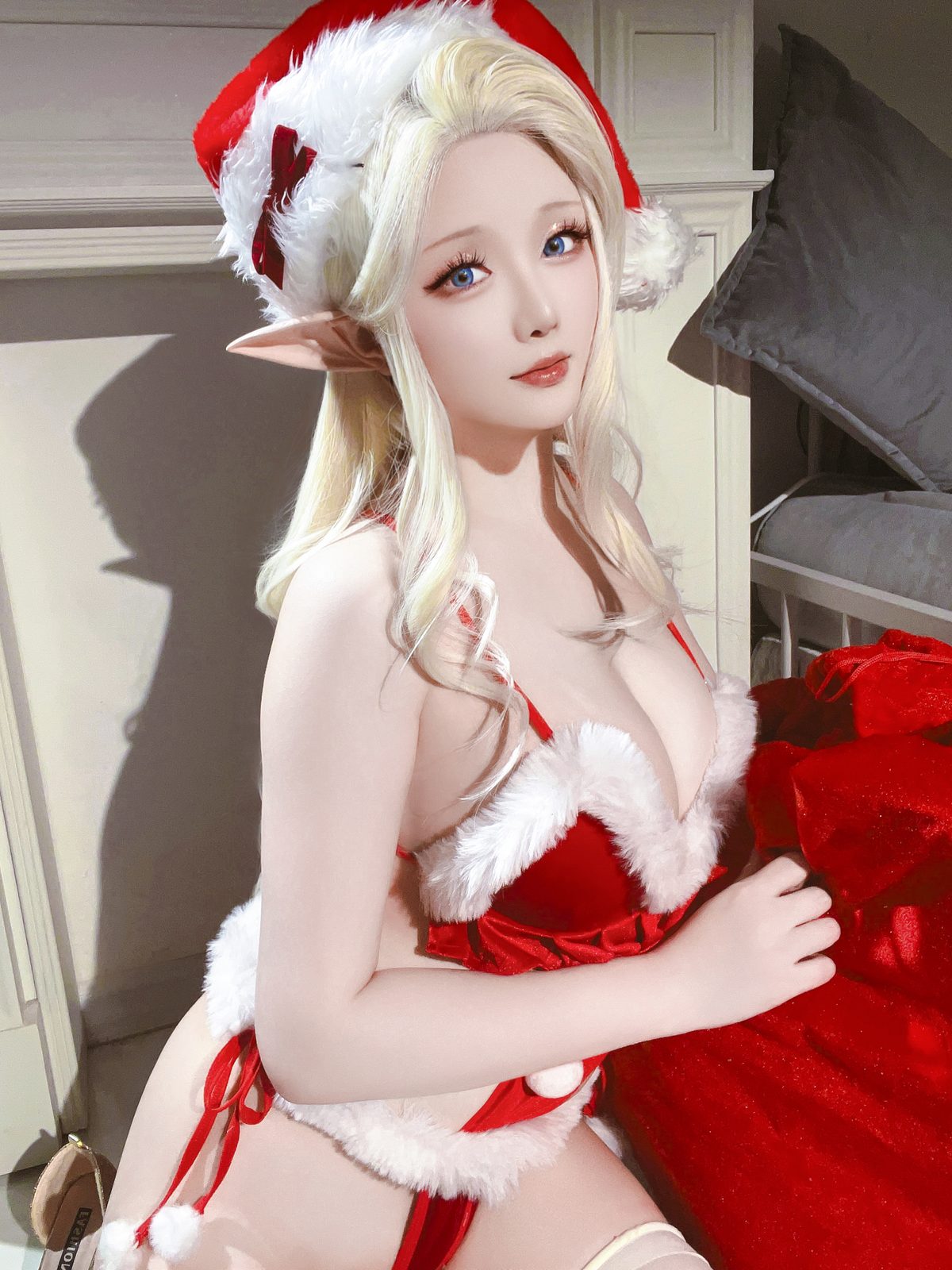 Coser@星之迟迟Hoshilily – 圣诞精灵篇B 圣诞老人 Part1